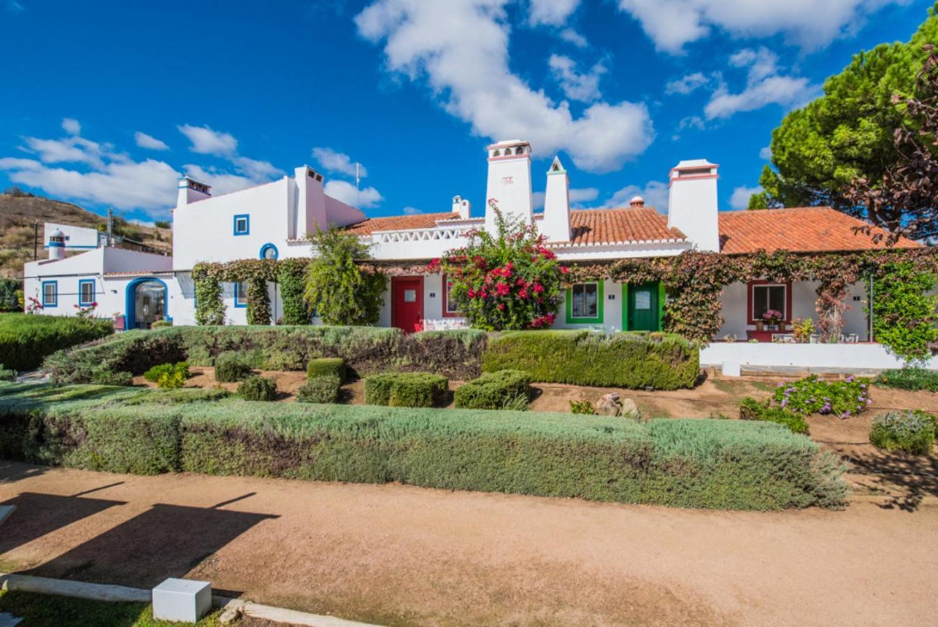 Casas De Juromenha Guest House Bagian luar foto