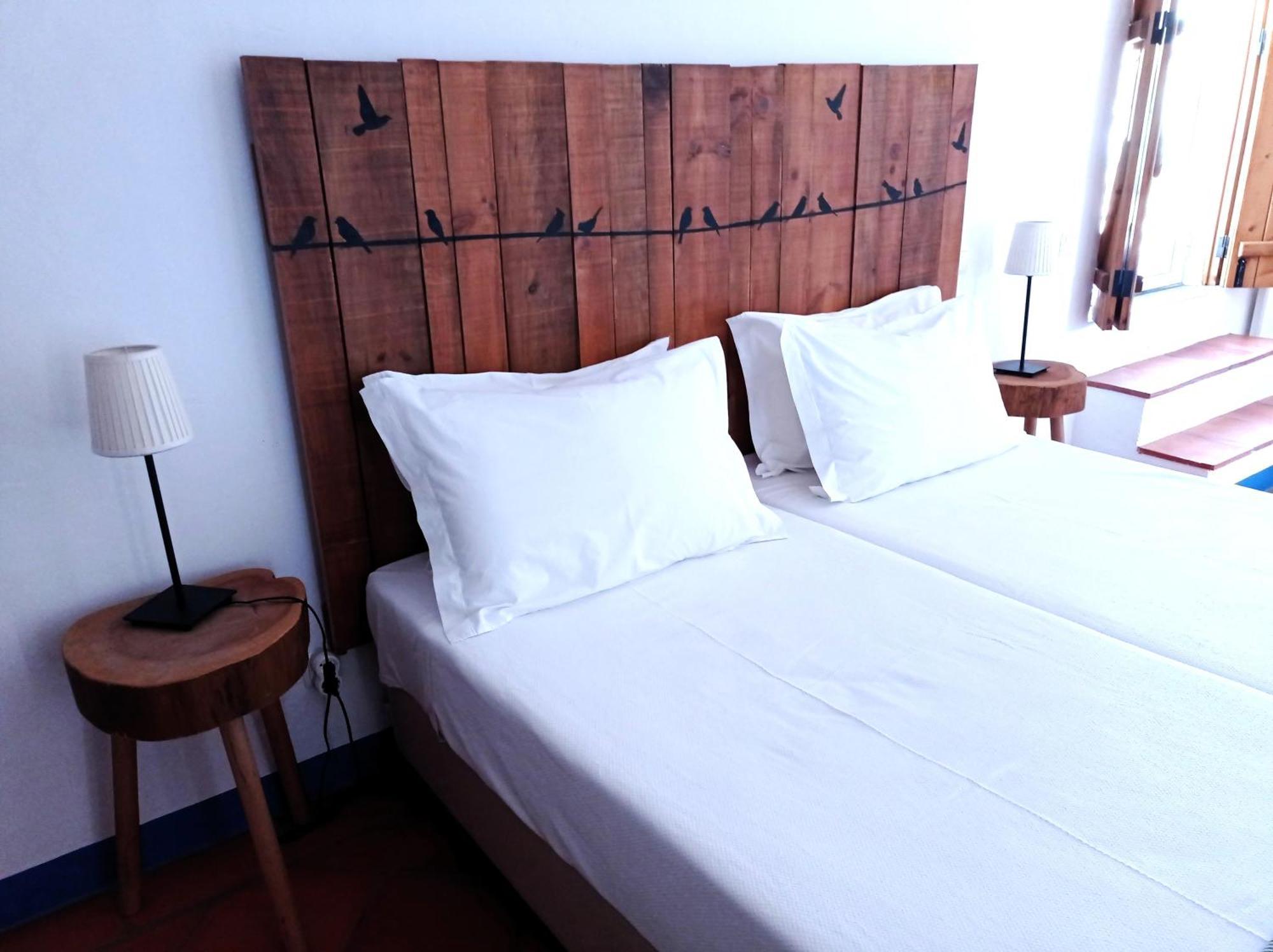 Casas De Juromenha Guest House Bagian luar foto