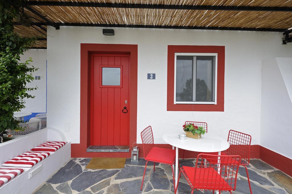 Casas De Juromenha Guest House Ruang foto
